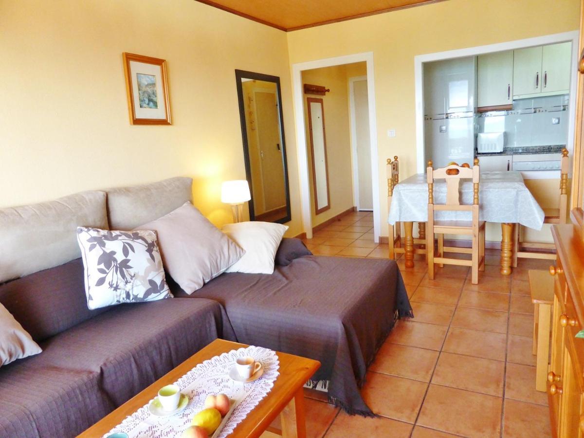 Apartamentos Cye 009 Punta Del Cavall Σαλού Εξωτερικό φωτογραφία